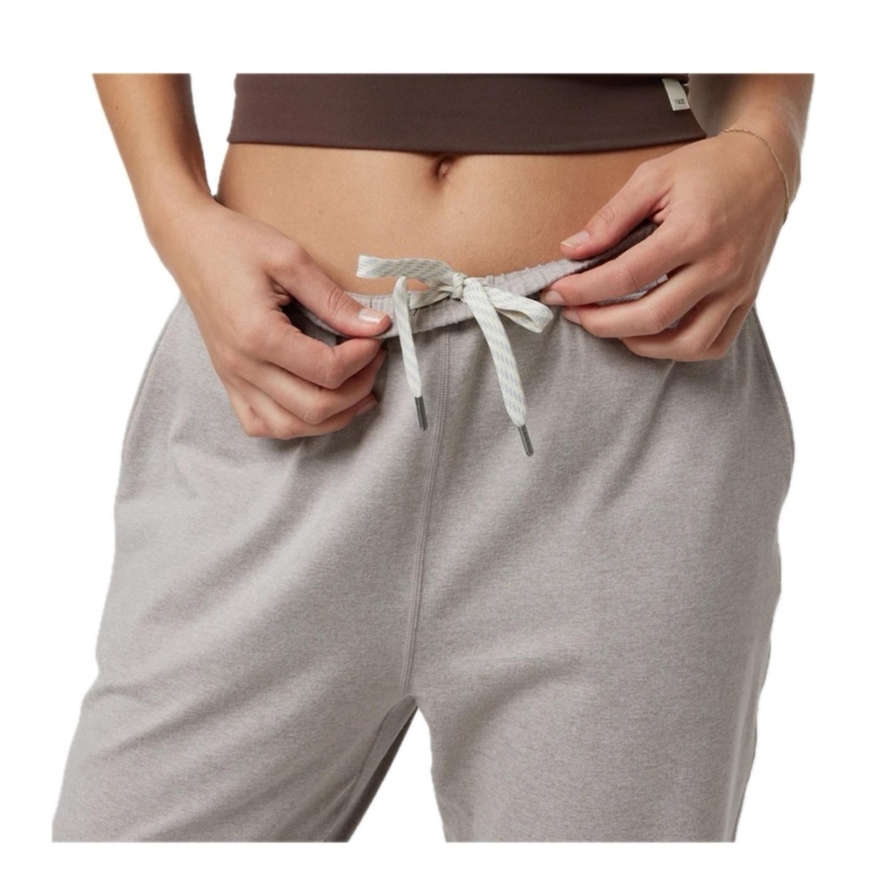 Vuori Boyfriend Joggers - Women's DreamKnit Sweatpant Small
